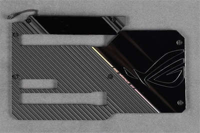 ASUS ROG Maximus XIII Extreme(M13E) 主机板/满版金属装甲强效散热(12)