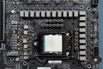 ASUS ROG Maximus XIII Extreme(M13E) 主机板/满版金属装甲强效散热(33)