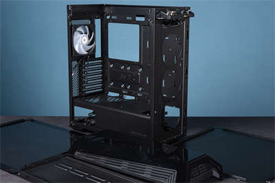 Cooler Master MasterBox 540开箱组装/魔幻 ARGB机顶拆装(25)