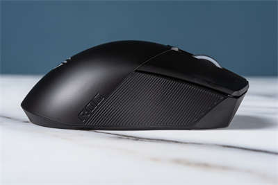 轻量化、新微动！ROG Gladius III Wireless 电竞滑鼠开箱/造型收敛(11)