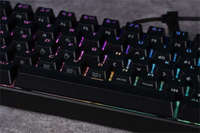 CORSAIR K65 RGB Mini 60% 机械式键盘开箱/小体积功能齐全(17)