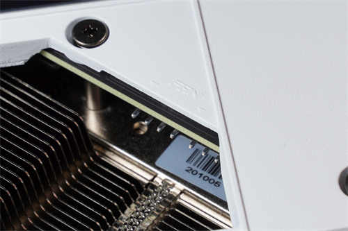 ROG Strix GeForce RTX 3080潮竞白显示卡/全白外观超吸睛(13)