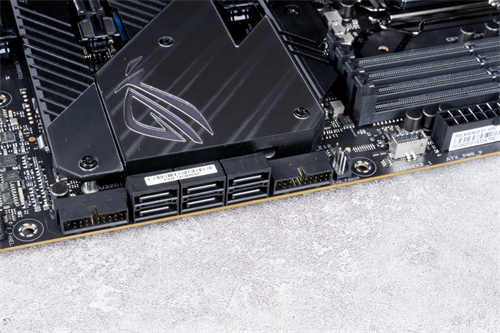 ASUS ROG Maximus XIII Hero(M13H)主机板开箱测试/Z590晶片组搭载(15)