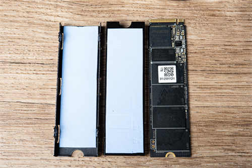 GIGABYTE AORUS Gen4 7000s SSD 1TB开箱测试(6)