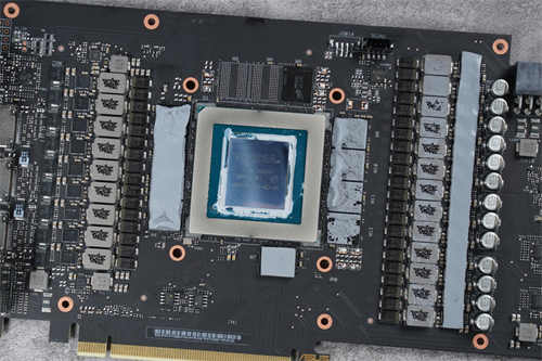 ROG Strix GeForce RTX 3080潮竞白显示卡/全白外观超吸睛(23)