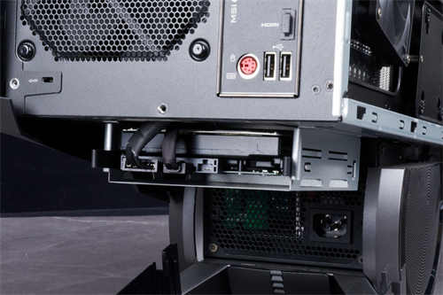 MSI MEG Aegis Ti5 10th和MAG 274QRF-QD开箱测试/超跑感风格(14)