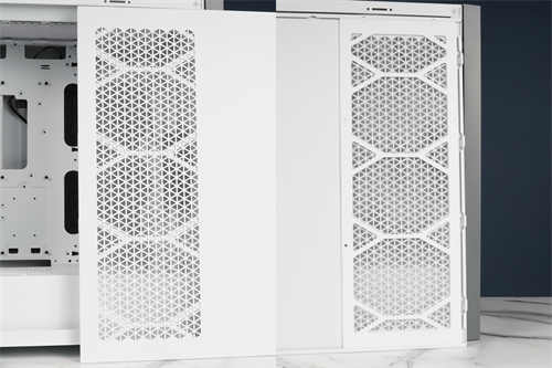 CORSAIR 5000D AIRFLOW机箱/旗舰大空间、风流更强大，HEDT平台的好选择(16)