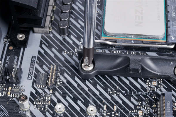 InWin SR36 PRO 360mm AIO开箱测试/一体式水冷的顶尖作品(19)