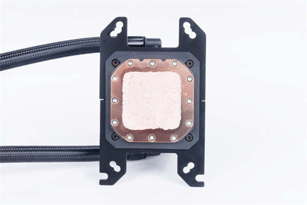 InWin SR36 PRO 360mm AIO开箱测试/一体式水冷的顶尖作品(23)