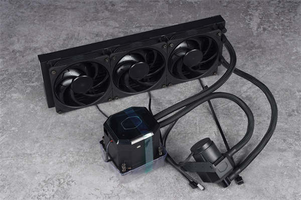Cooler Master MASTERLIQUID ML360 SUB-ZERO水冷散热器(4)