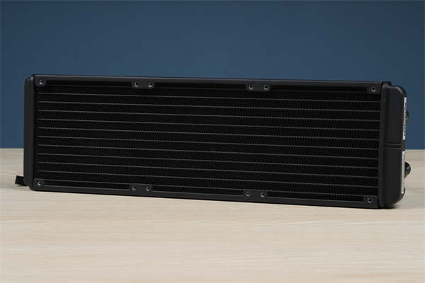 SilverStone Ice Gem一体式水冷散热器/钻石灯效超吸睛，240、280、360 一次到位(7)