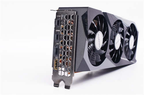 GIGABYTE Radeon RX 6800 GAMING OC 16G显示卡开箱/主流2K力压同级竞品(10)