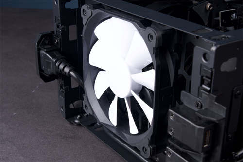 Phanteks Evolv Shift 2、Shift 2 Air ITX塔式机壳开箱/背部篓空加大散热、玻璃网(28)
