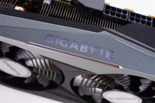 GIGABYTE Radeon RX 6800 GAMING OC 16G显示卡开箱/主流2K力压同级竞品(6)