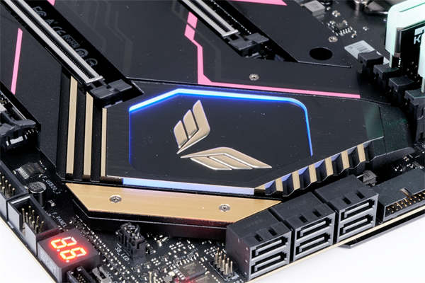 BIOSTAR Z590 VALKYRIE开箱测试/旗舰定位、女武神系列崭新登场(11)
