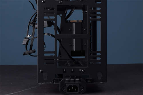 Phanteks Evolv Shift 2、Shift 2 Air ITX塔式机壳开箱/背部篓空加大散热、玻璃网(24)