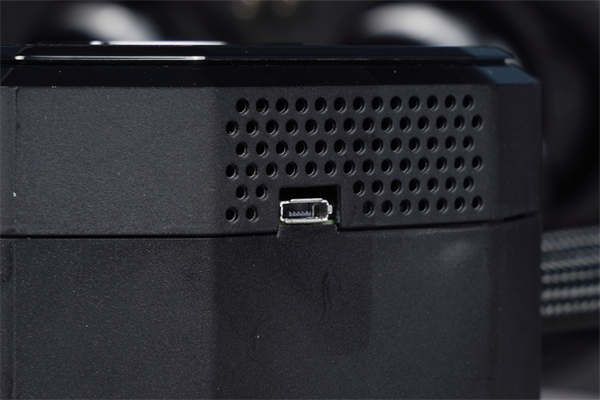 Cooler Master MASTERLIQUID ML360 SUB-ZERO水冷散热器(14)