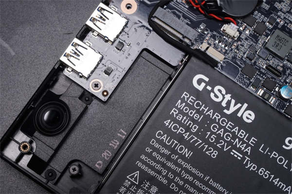 GIGABYTE AORUS 15G XC电竞笔电开箱/搭载 RTX 3070笔电显示卡、顺畅体验(28)