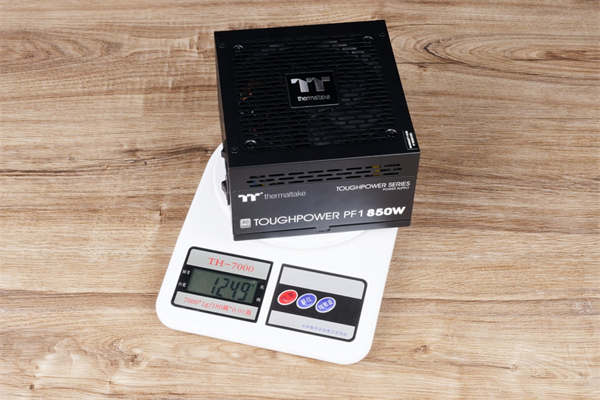 Thermaltake Toughpower PF1 850w开箱测试/全新单面板PCB设计(14)