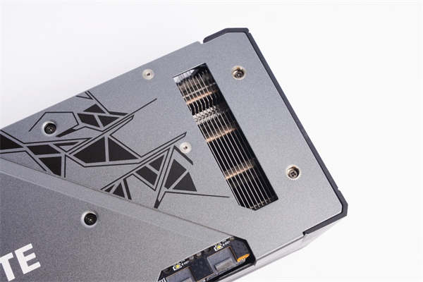 GIGABYTE Radeon RX 6800 GAMING OC 16G显示卡开箱/主流2K力压同级竞品(8)