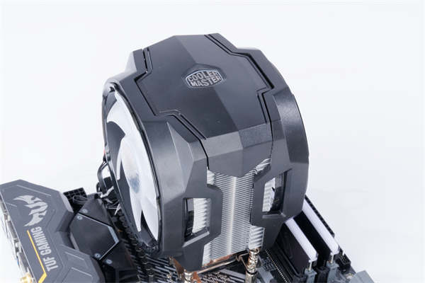 Cooler Master MasterAir MA610P ARGB散热器开箱测试/六根热导管搭载、流线型上盖设计(29)