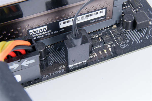 Cooler Master MasterAir MA610P ARGB散热器开箱测试/六根热导管搭载、流线型上盖设计(31)