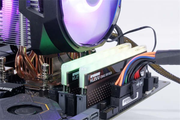 Cooler Master MasterAir MA610P ARGB散热器开箱测试/六根热导管搭载、流线型上盖设计(30)