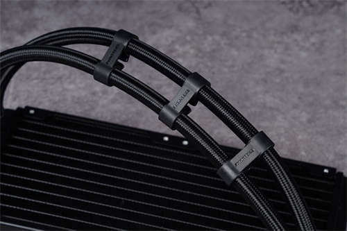 Phanteks Glacier One系列水冷散热器/7 代 ASETEK 性能保证，独家水管固定夹、无限镜灯效(7)