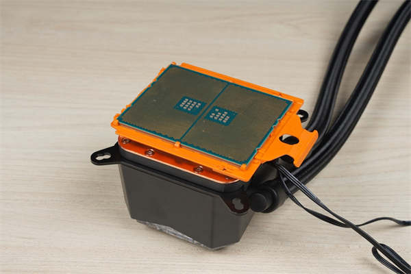SilverStone Ice Gem一体式水冷散热器/钻石灯效超吸睛，240、280、360 一次到位(19)