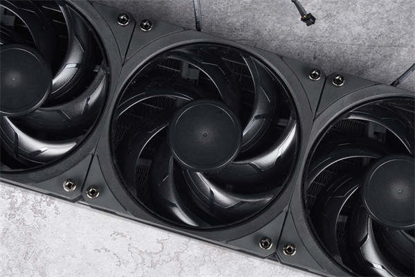 Cooler Master MASTERLIQUID ML360 SUB-ZERO水冷散热器(7)