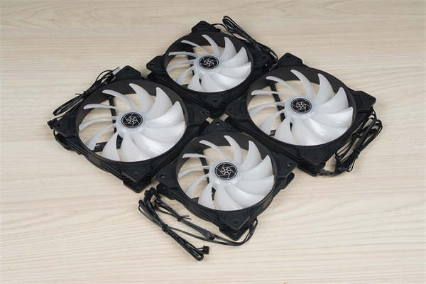 SilverStone Ice Gem一体式水冷散热器/钻石灯效超吸睛，240、280、360 一次到位(11)