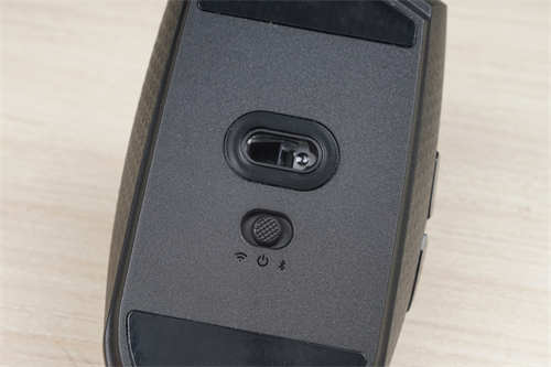 CORSAIR KATAR PRO、KATAR PRO Wireless滑鼠/入门款大更新，进军轻量级市场(12)