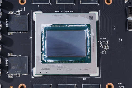 ASUS ROG STRIX LC RX 6800 XT O16G GAMING开箱测试/一张完整满足灯效、散热(34)