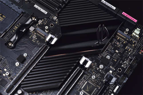 ASUS ROG Crosshair VIII Dark Hero主机板开箱测试/英雄再临 黑化无扇(10)