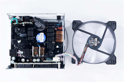 CORSAIR CX650F RGB WHITE 80Plus铜牌电源开箱测试/白色入门款的电源首选(13)