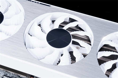 GIGABYTE GeForce RTX 3070 VISION OC 8G开箱测试(7)