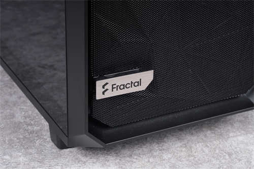 Fractal Design Meshify 2机箱/经典几何立体造型前面板、超大空间轻鬆组装(5)