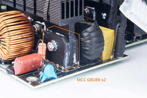 CORSAIR CX650F RGB WHITE 80Plus铜牌电源开箱测试/白色入门款的电源首选(17)