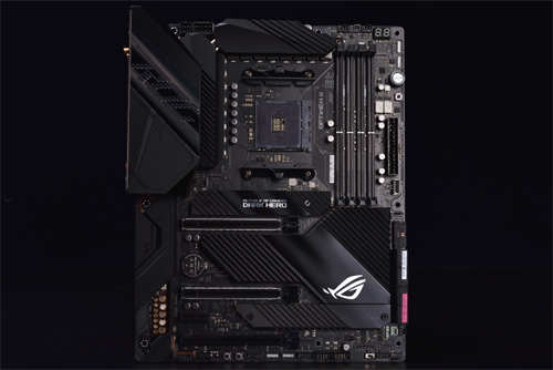 ASUS ROG Crosshair VIII Dark Hero主机板开箱测试/英雄再临 黑化无扇(3)