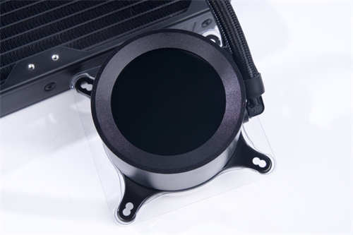 NZXT Kraken Z53一体式水冷开箱/2.36吋圆形全彩LCD萤幕、240mm规格适合小机壳(7)