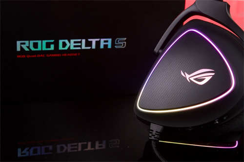 ROG Delta S电竞耳机开箱/DAC内建MQA硬体解码、Soundwave点亮好氛围