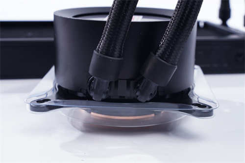 NZXT Kraken Z53一体式水冷开箱/2.36吋圆形全彩LCD萤幕、240mm规格适合小机壳(8)