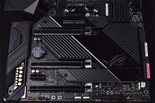 ASUS ROG Crosshair VIII Dark Hero主机板开箱测试/英雄再临 黑化无扇(9)