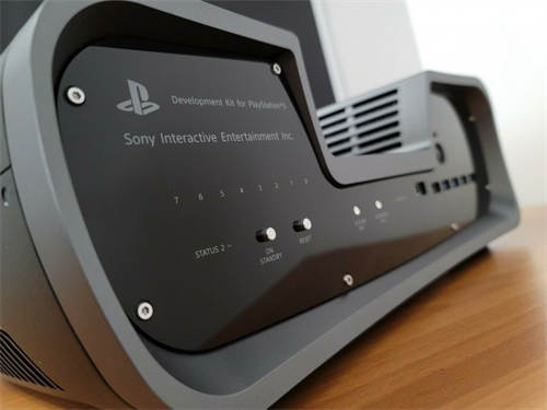 PS5开发机及测试机被挂eBay 原设计与现机型天差地别(1)