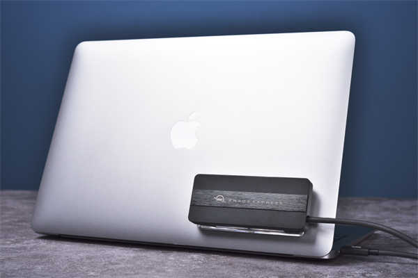 OWC Envoy Express随身Thunderbolt 3 SSD外接盒开箱