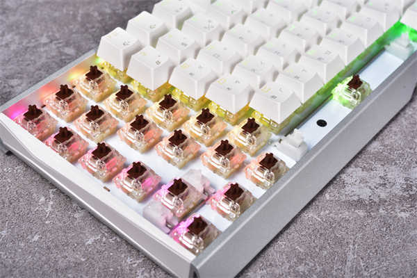Cherry MX Board 1.0、3.0S 与 8.0 机械式键盘开箱(22)