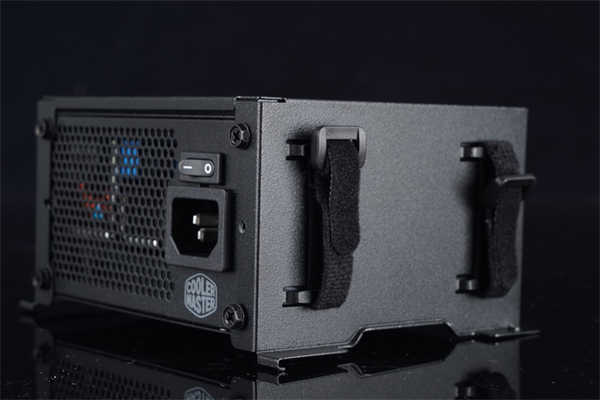 Cooler Master MasterBox NR200P ITX机壳测试报告/全模组化设计、内部空间大，可安装(20)