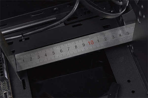 Cooler Master MasterBox NR200P ITX机壳测试报告/全模组化设计、内部空间大，可安装(23)