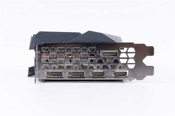 GIGABYTE GeForce RTX 3090 GAMING OC 24G开箱测试/性能攻顶、8K游戏应用的里程碑(10)