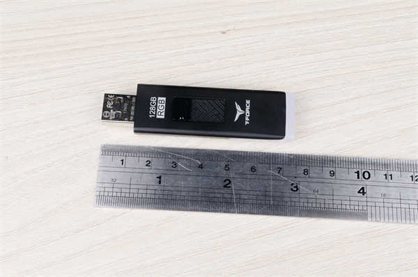 十铨 T-FORCE SPARK USB3.2 Gen1 128GB RGB随身碟/创新剩余容量灯效即时显示设计(9)